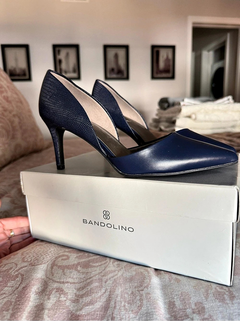 Bandolino Grenow D'Orsay Pump Pointed Toe Blue US 8.5 M